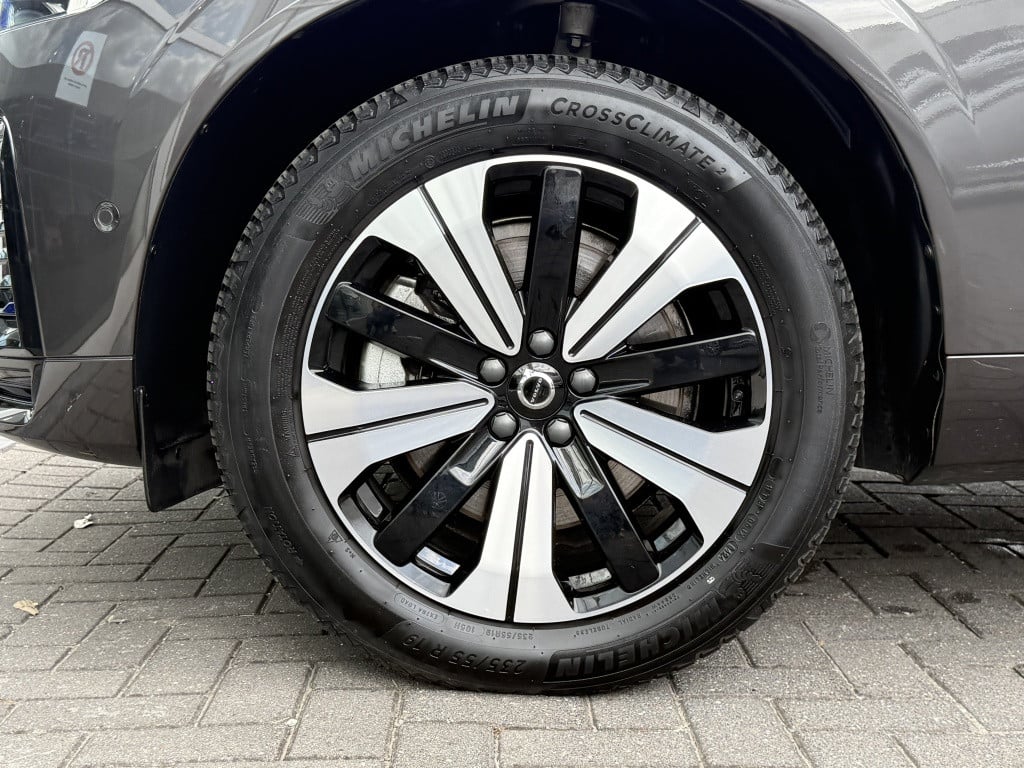Volvo XC60 2.0 t6 awd + dark