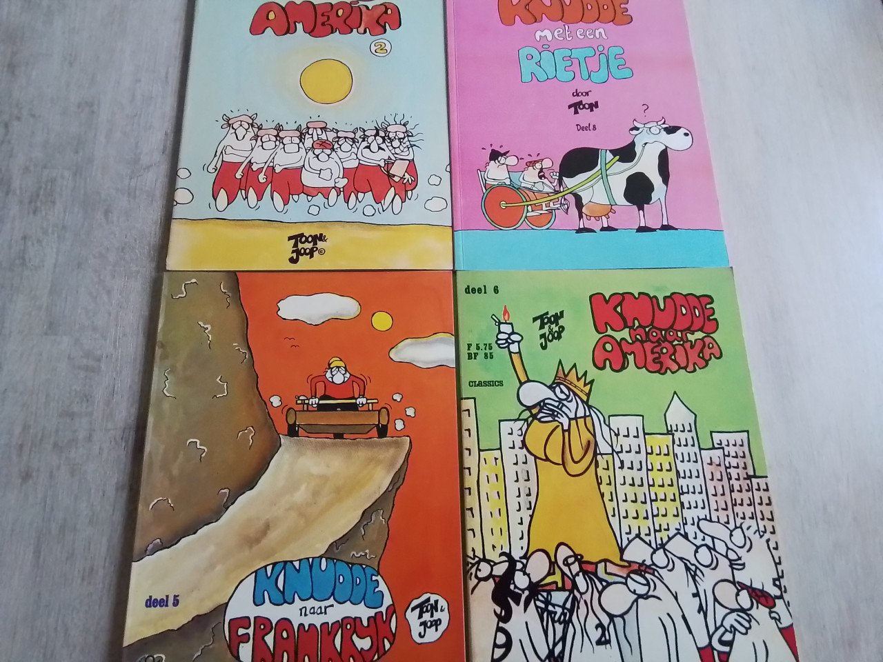 Knudde 11 albums en 1 x Stamgasten
