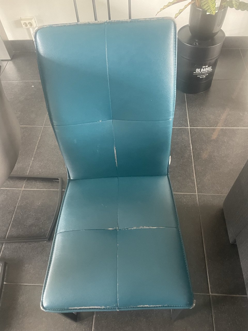 8 eetkamerstoelen Xooon
