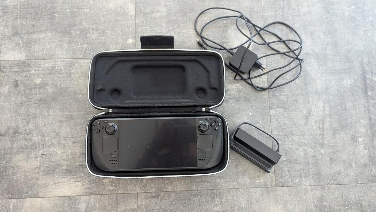 STEAM DECK 1 TB OLED 2025 + DOCKINGSTATION