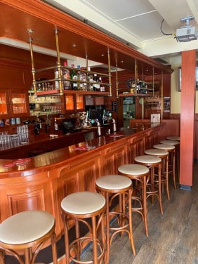 Cafe bar