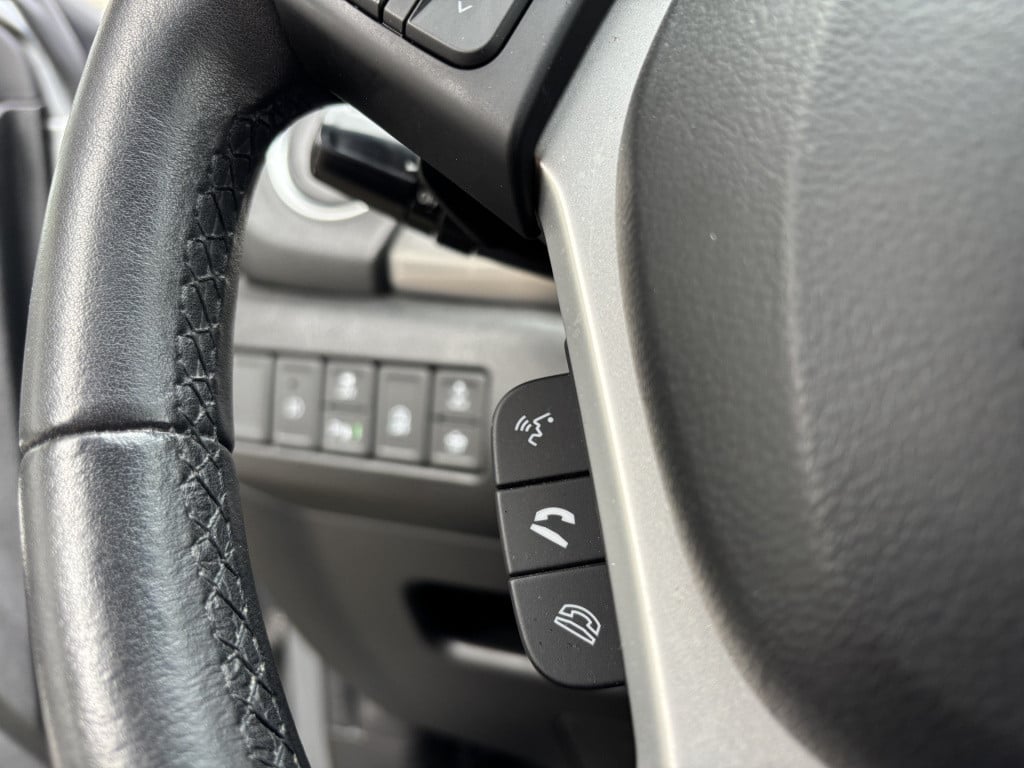 Suzuki Vitara automaat 1.6 high executive/ trekhaak