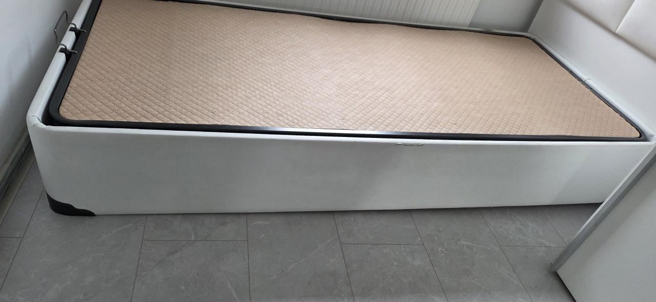 1 persoonsbed met opbergruimte