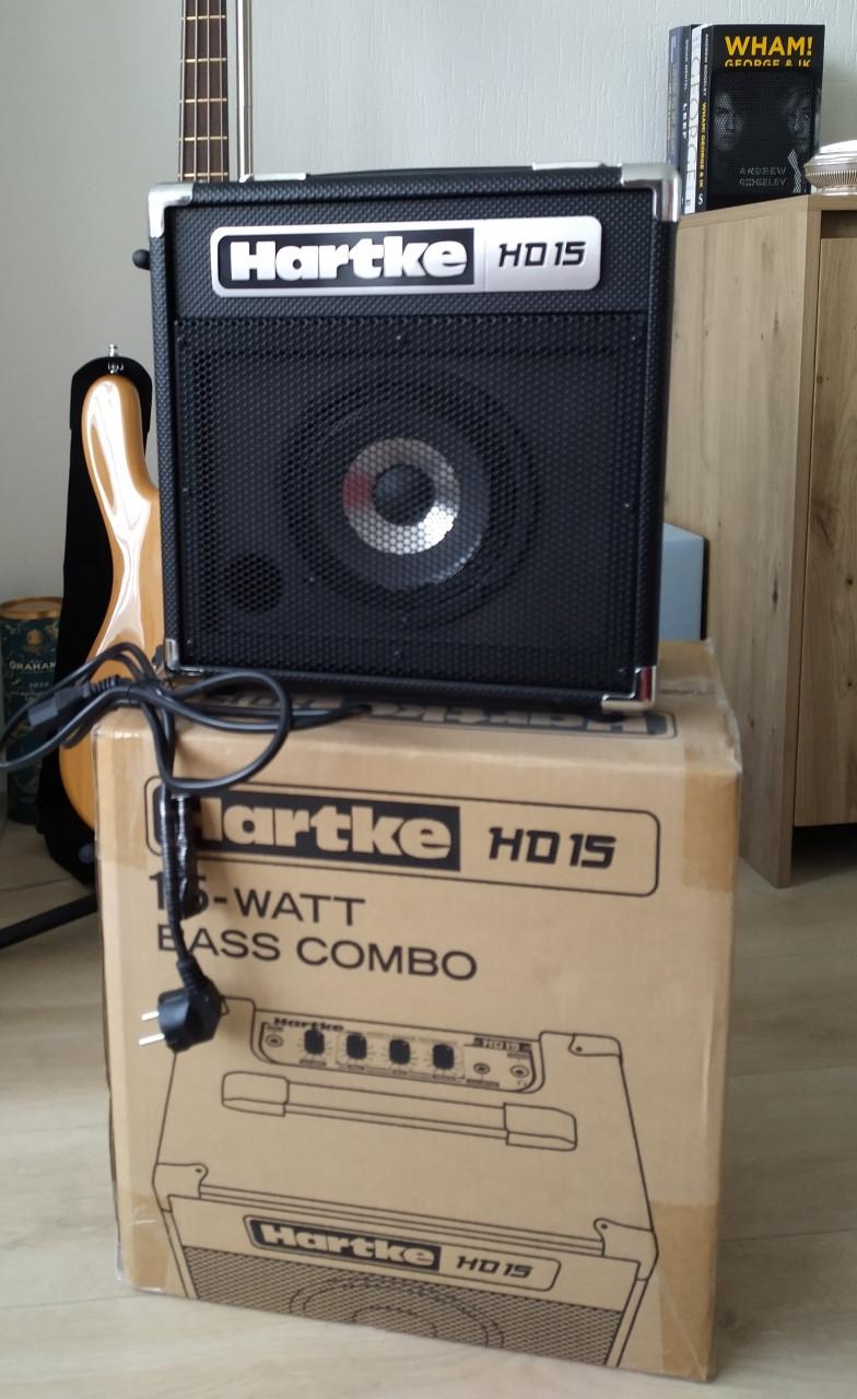 Hartke HD15 basgitaarversterker z.g.a.n. 50 euro.