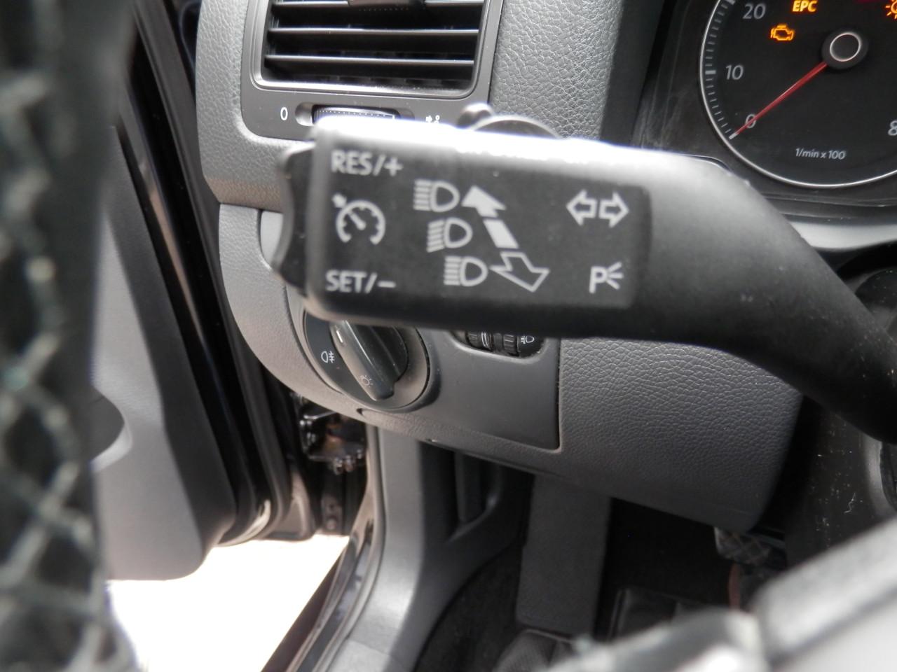 Auto Garant Biedt Aan: Volkswagen Golf Variant 1.4 TSI Trendline Business