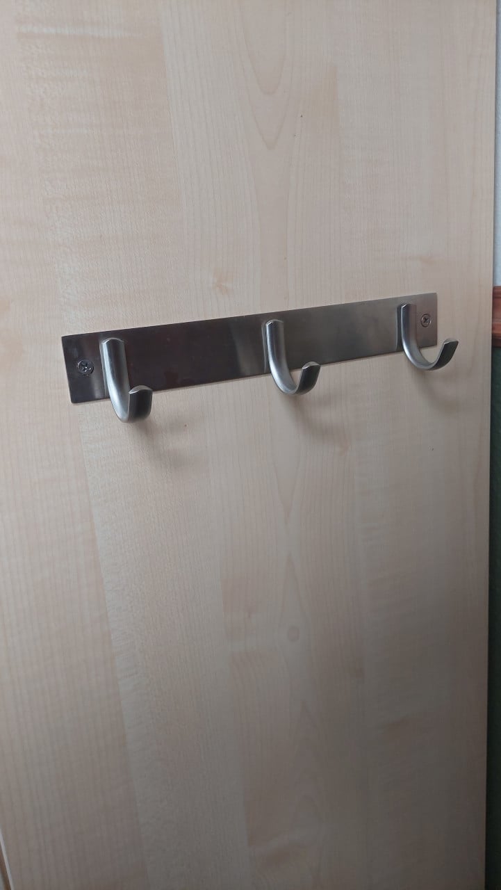 Buffetkast met sloten en verlichting