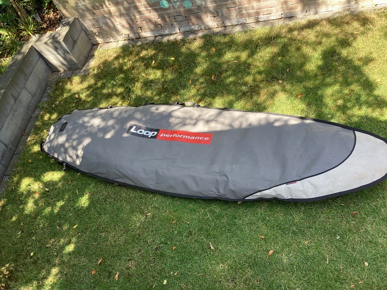 Surfboard en zeilen
