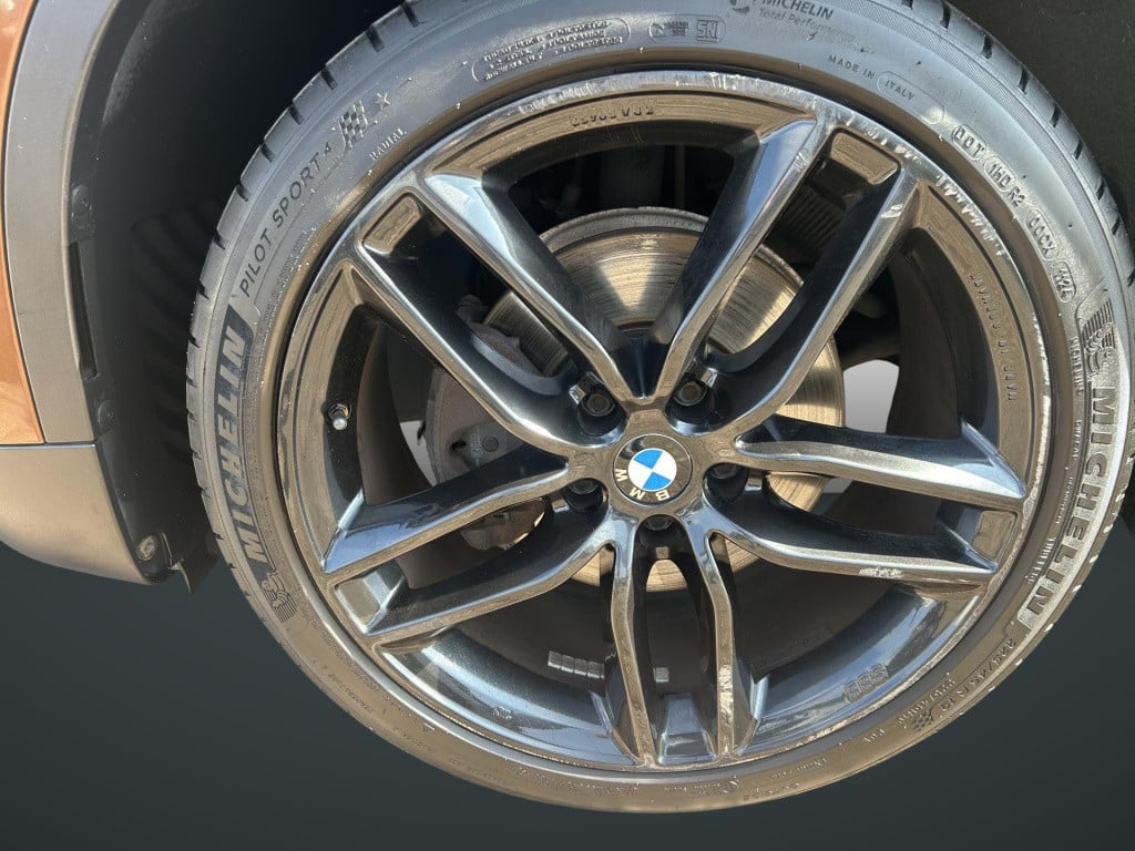 BMW X1 sdrive18i centennial high executive automaat