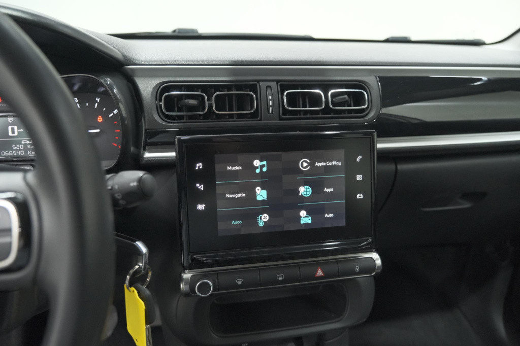 Citroen C3 puretech 110 s&s shine | camera | navigatie | apple carplay | pa