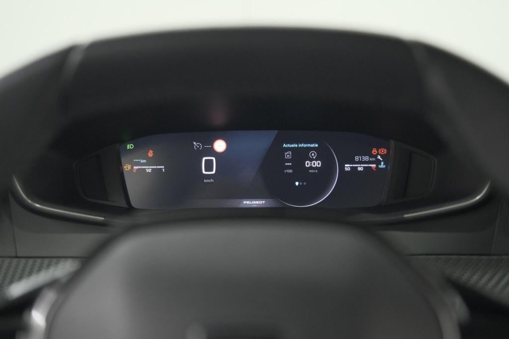 Peugeot 208 puretech 100 allure | apple carplay | parkeersensoren | climate