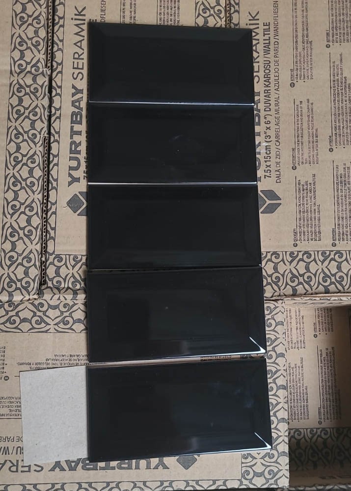 3035-265 Metro tegels zwart, 7,5x15 cm, van € 63,95/m² voor