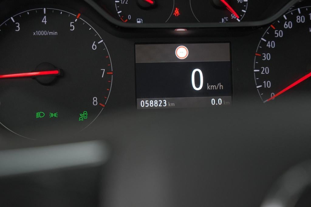 Opel Crossland X 110 turbo gs | camera | dodehoekdetectie | navigatie | app