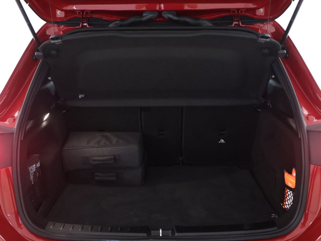 Mercedes-Benz Gla-klasse 250 e business solution luxury line apple carplay 
