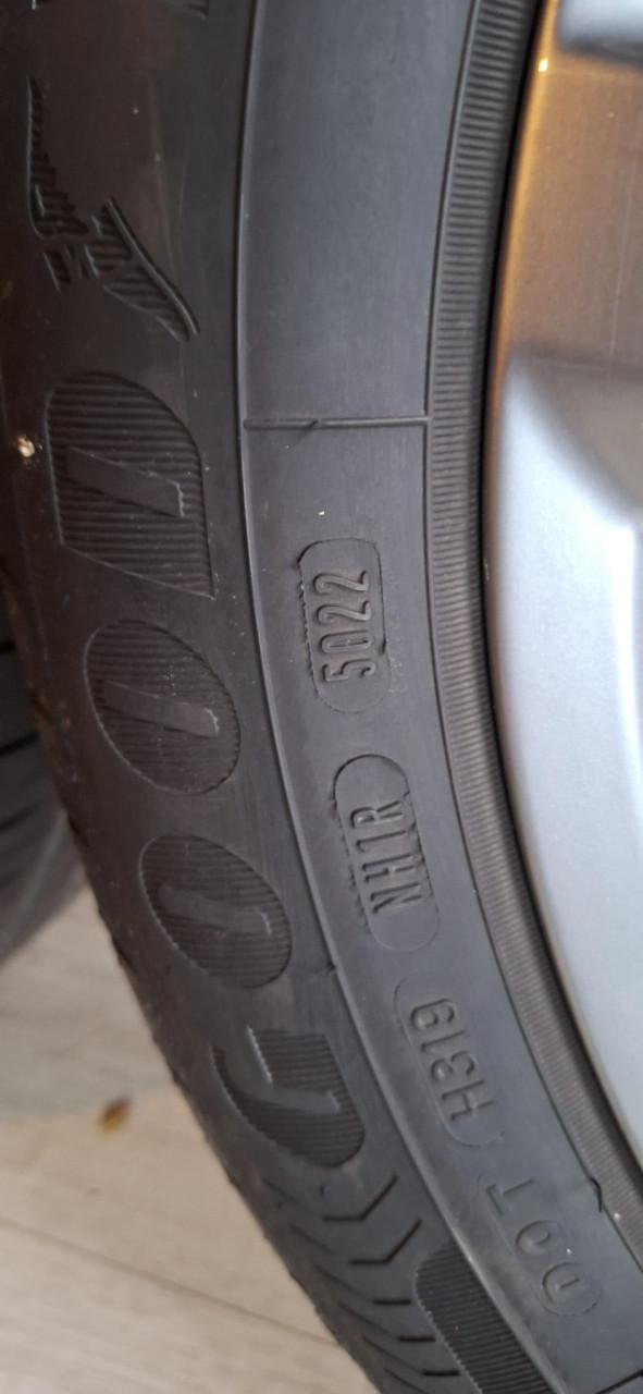 Originele 16'' Volkswagen Polo R line Valencia velgen/banden