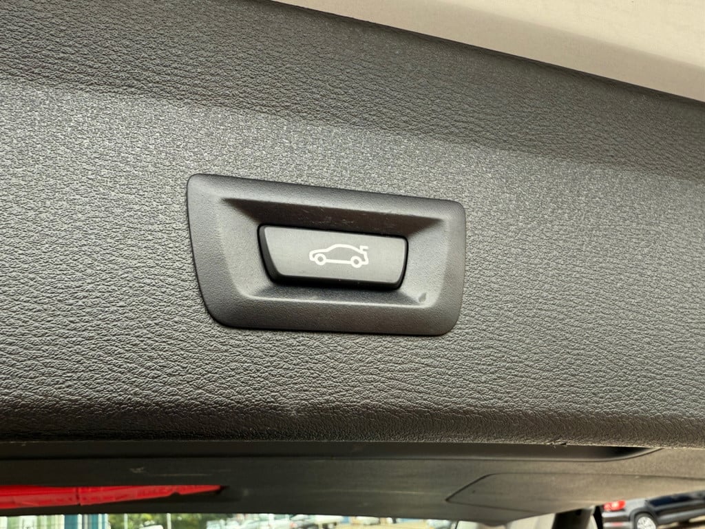 BMW X1 sdrive20i high executive