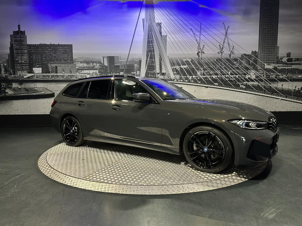 BMW 3-serie touring 330e *dravitgrau*pano*hud*trekhaak*