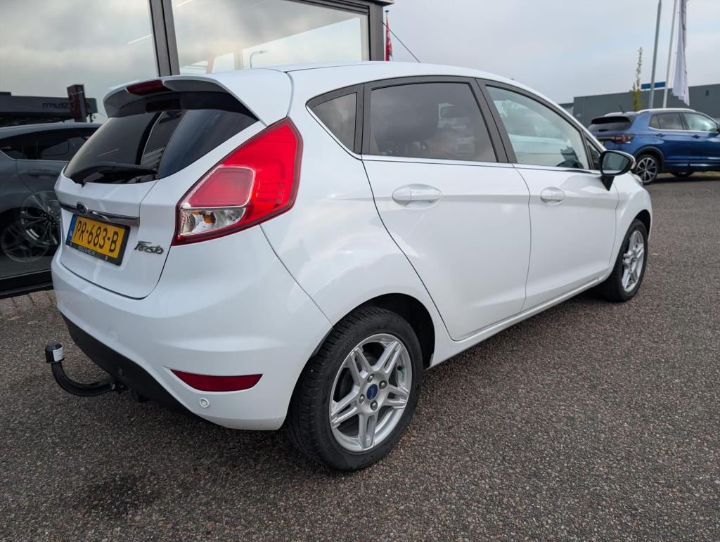 Ford Fiesta 1.0 ecoboost 100pk 5d titanium , cruise controle , trekhaak