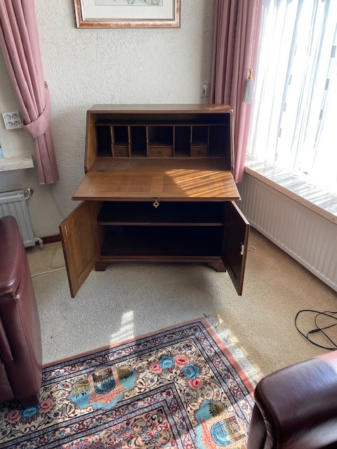 Secretaire