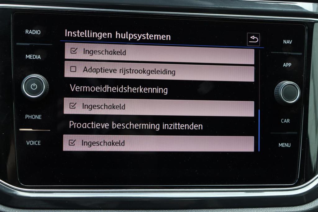 Volkswagen T-roc 2.0 tsi 4motion sport 190pk dsg7