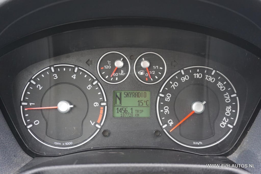 Ford Fiesta 1.4-16v futura automaat