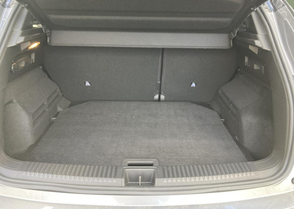Renault Austral 1.2 e-tech hybrid 200 techno - pack solid
