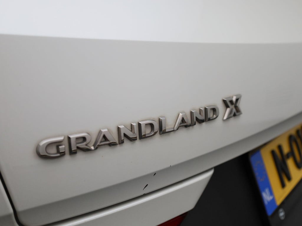Opel Grandland X 1.2 turbo business elegance | automaat | lmv | parkeer sen