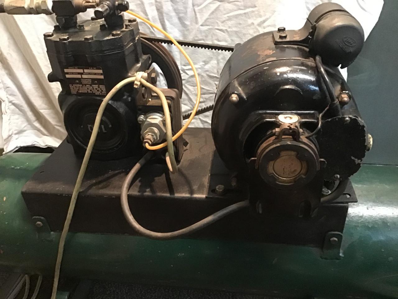 COMPRESSOR