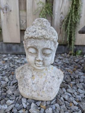 Boeddha kop, 2x pagode en boeddha op sokkel