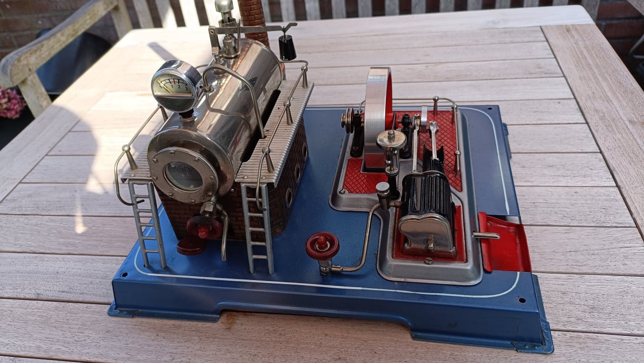 Wilesco D20 stoommachine