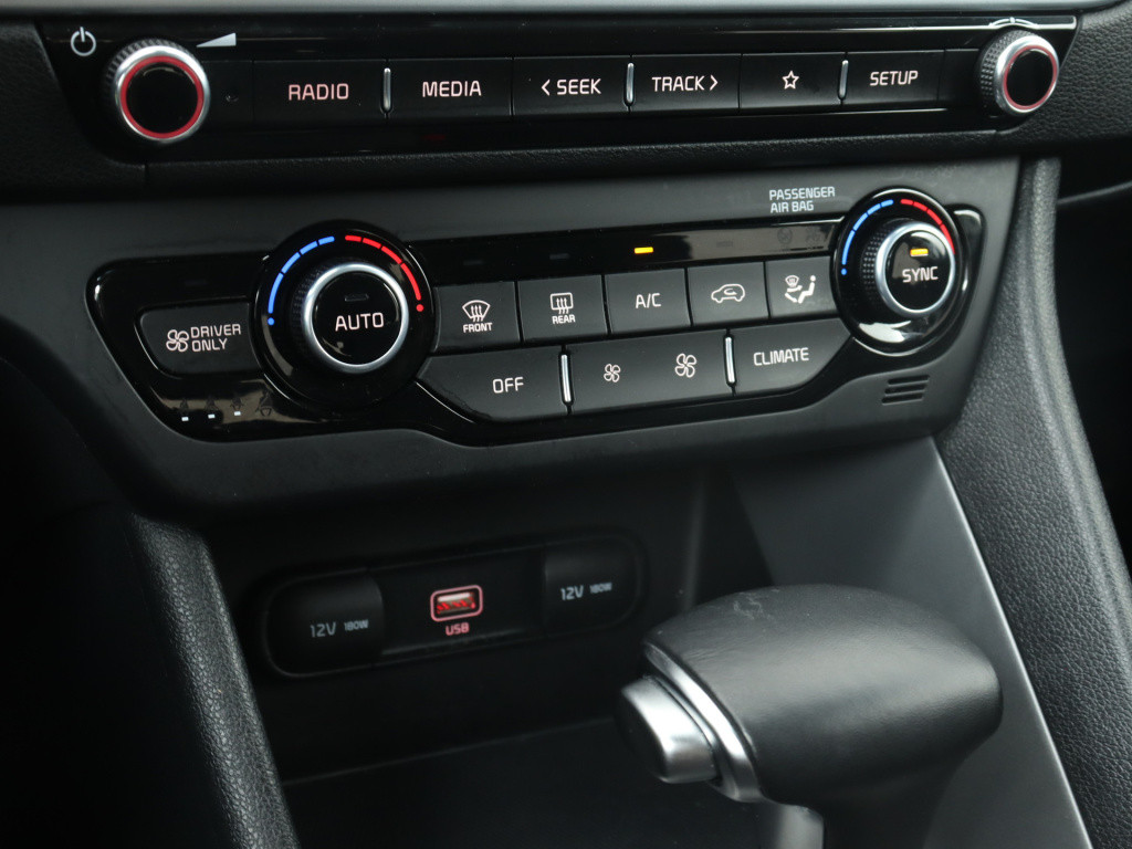Kia Niro 1.6 gdi phev dynamicline limited | stuur-/stoelverwarming | camera