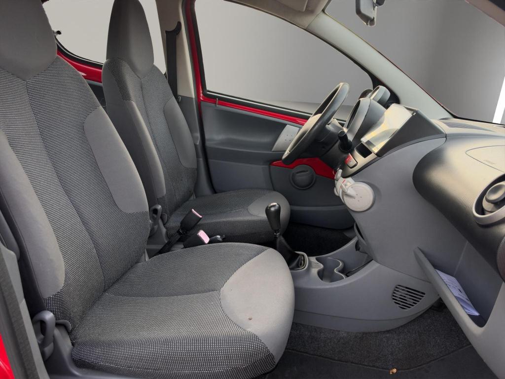 Peugeot 107 1.0-12v xr airco carplay 5 deurs