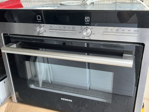 Siemens inbouw combi oven Magnetron HB84K552 60 cm.  Breed