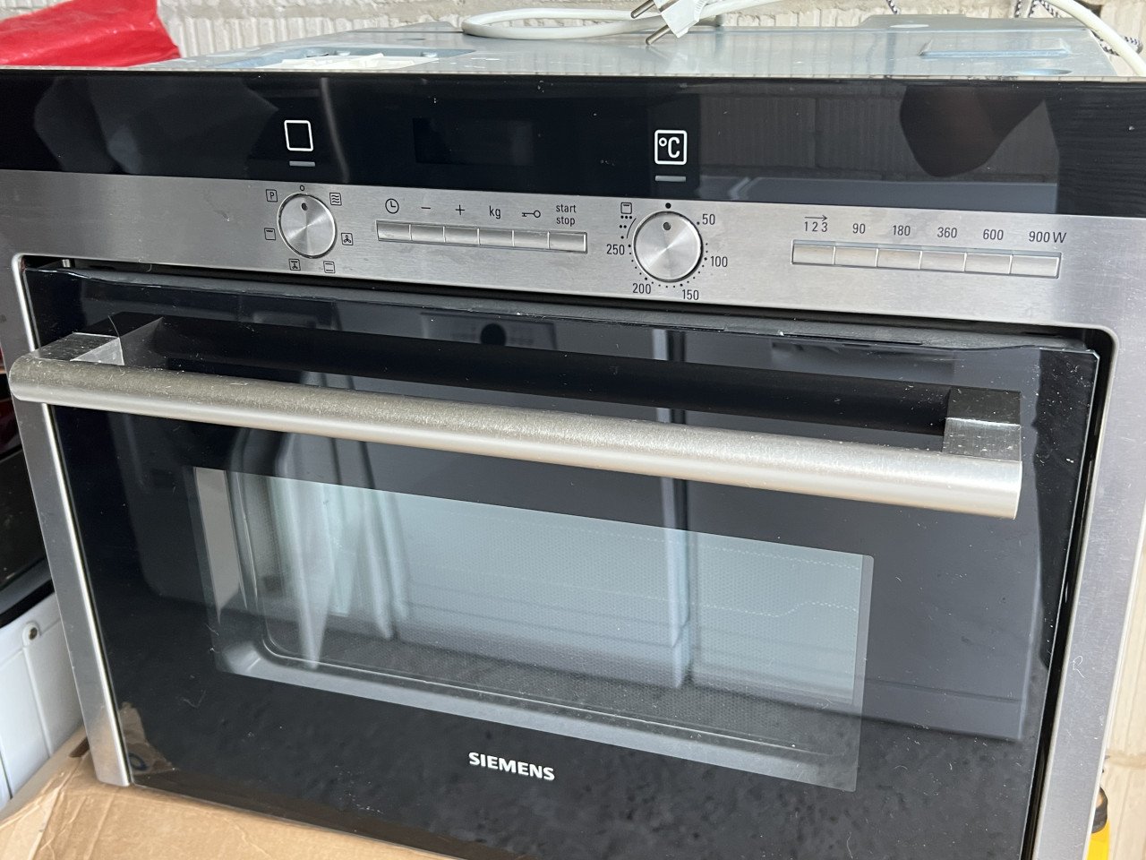 Siemens inbouw combi oven Magnetron HB84K552 60 cm.  Breed
