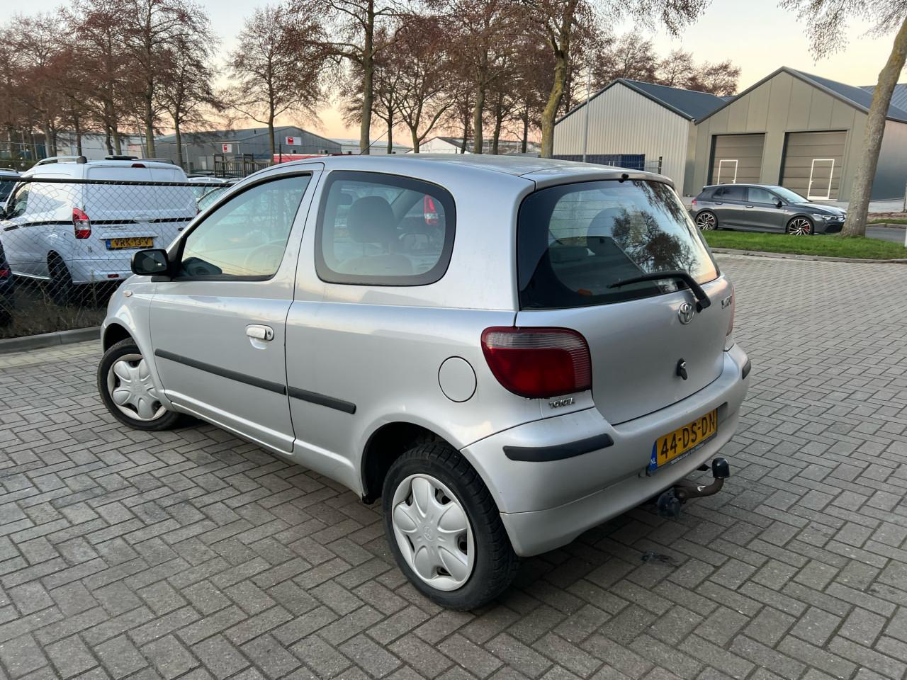 Toyota Yaris 1.0-16V VVT-i Sol Jaar Apk