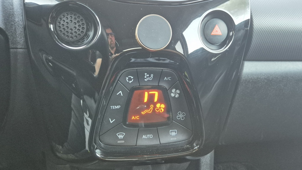 Peugeot 108 1.0 e-vti allure top