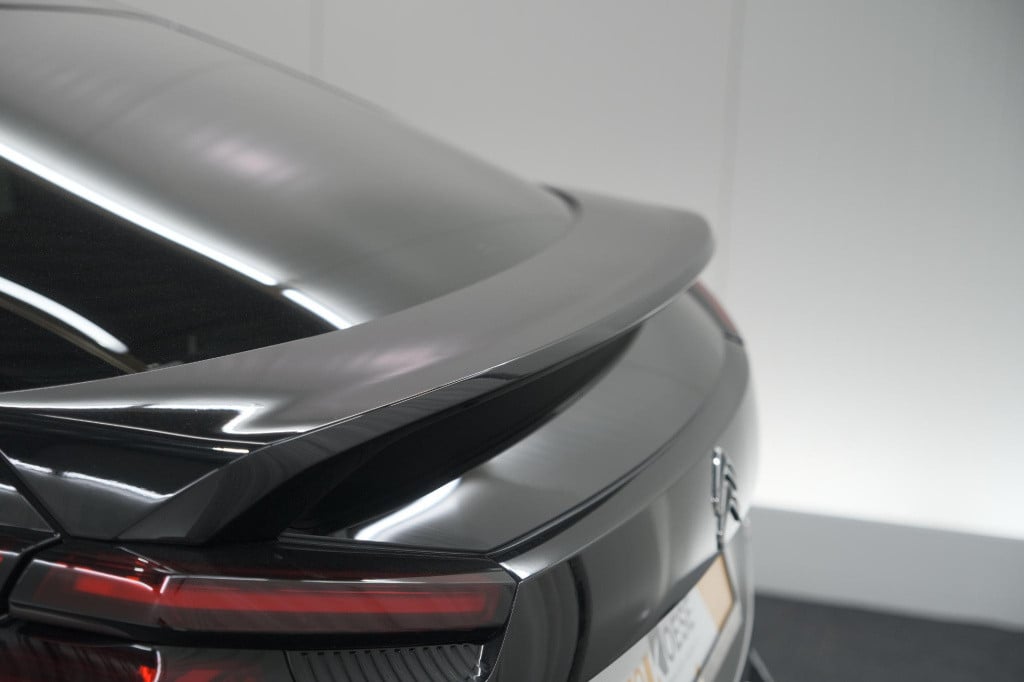 Citroen C4 puretech 131 eat6 shine | camera | head-up display | navigatie |