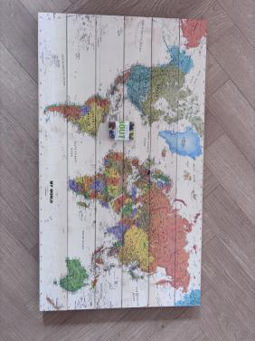 Wereldkaart met vlaggetjes 105 x 60 cm