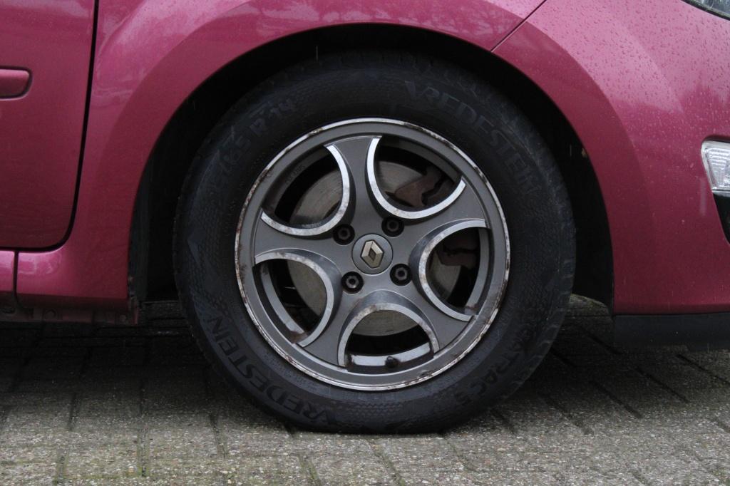Renault Twingo van 1e eigenaar, lees tekst 1.2 16v dynamique