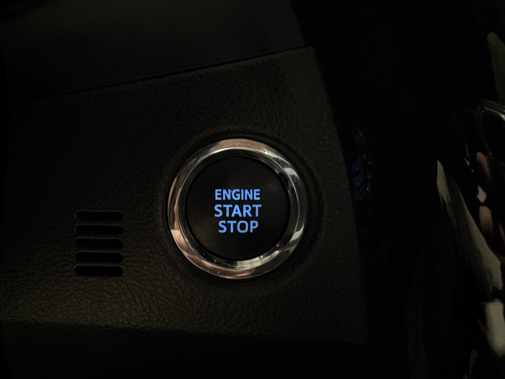 Toyota Auris 1.2t volcano edition
