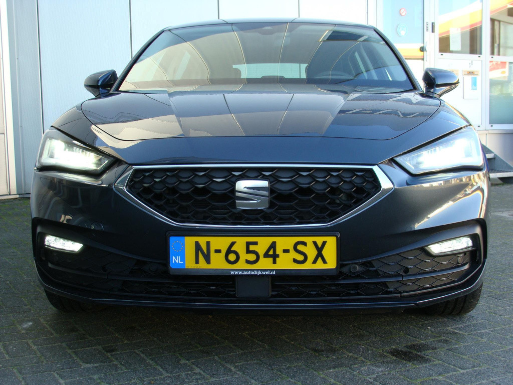 Seat Leon 1.0 tsi 110pk style business intense virtual display apple carpla