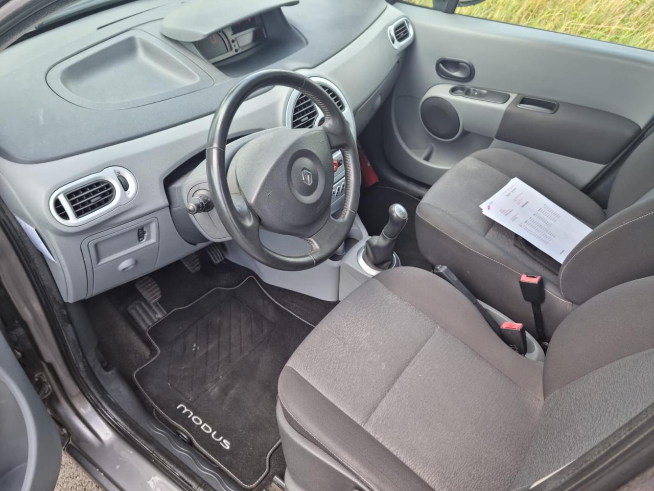 Renault modus 1.2i bouwjaar 2011 135000km