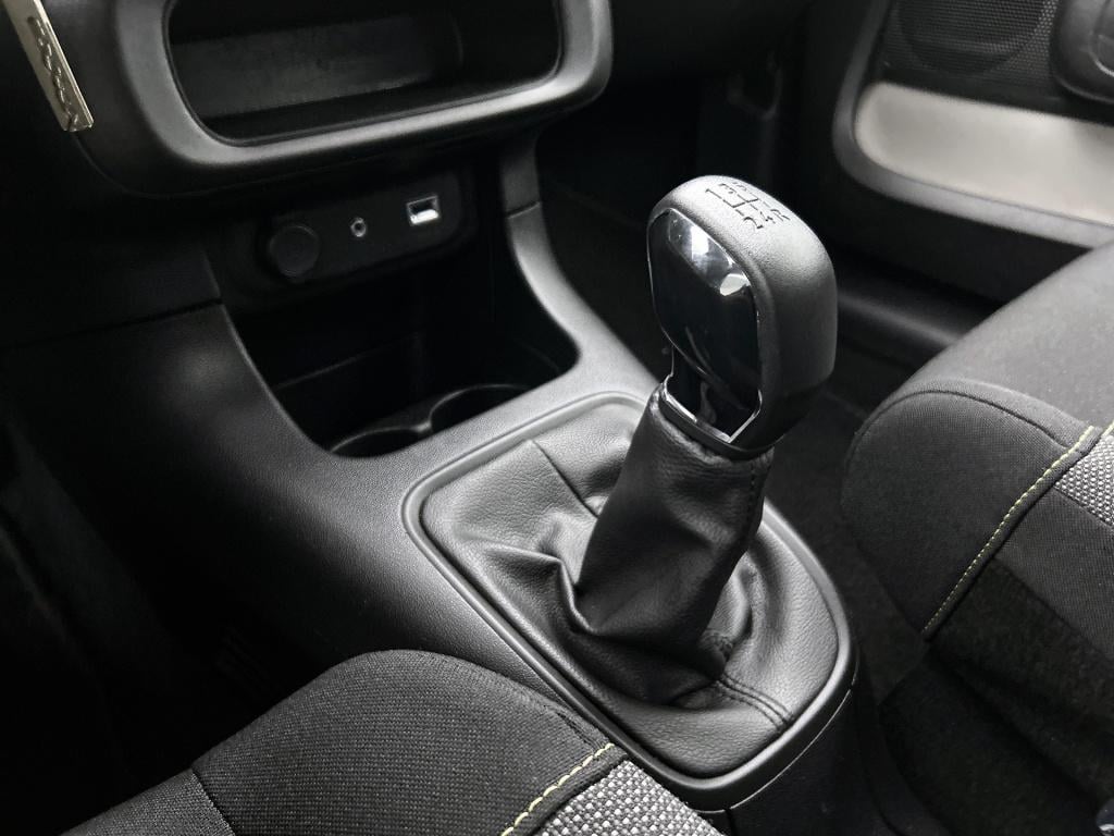 Citroen C3 82 pk feel edition | rijklaar | trekhaak | parkeersensoren | nav