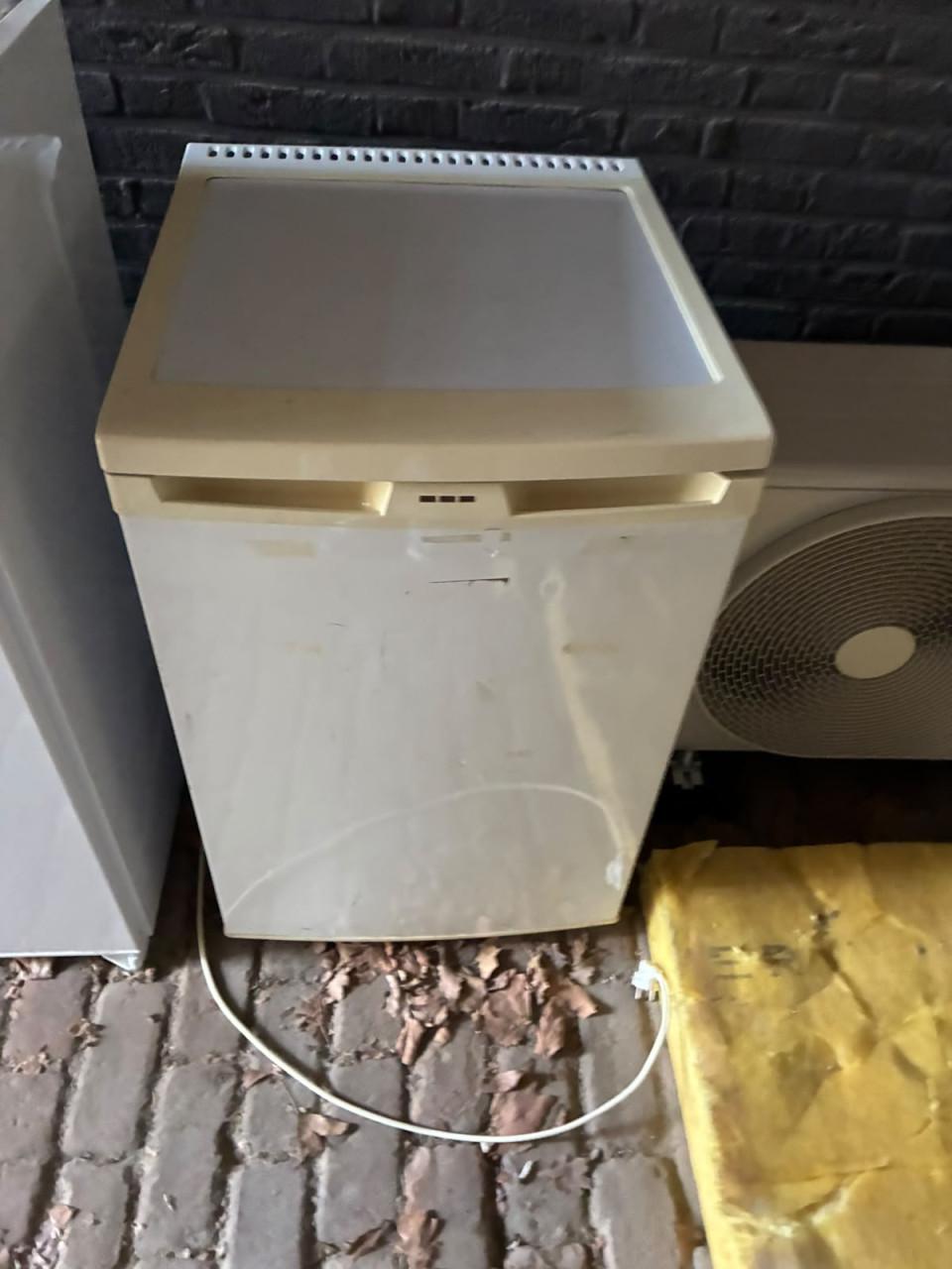 Gratis koelkast + vriezer