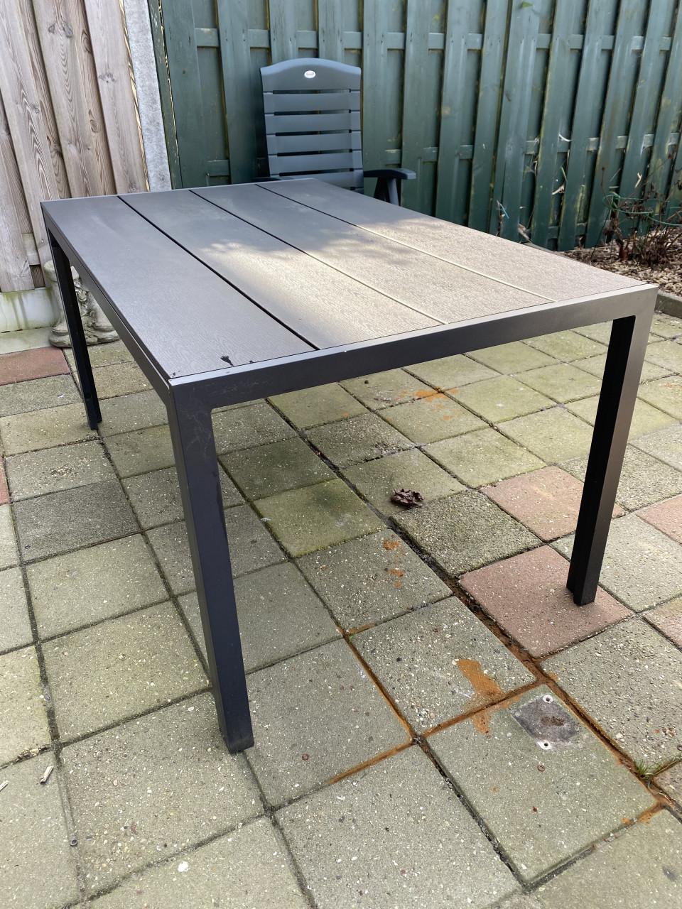 Kunststof tuinset van Hartman inclusief kussens