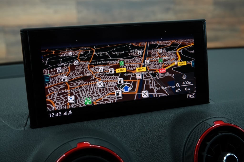 Audi Q2 sq2 2.0 tfsi quattro | 450 pk | pano | led | camera |
