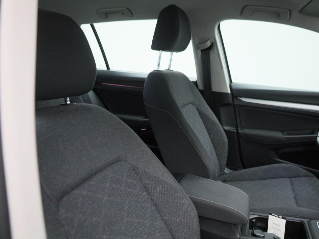 Volkswagen Golf variant 1.0 etsi life | automaat | lmv | parkeer sensoren |