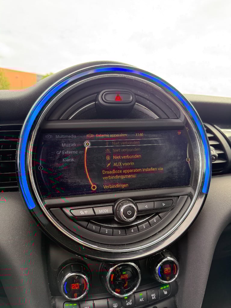Mini Cooper 1.5 - chili - pano