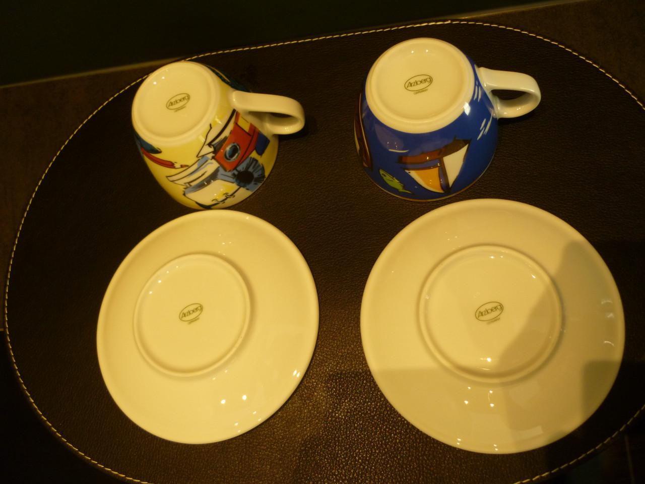 Set van 2 kop en schotel Arzberg Kunst Collectie