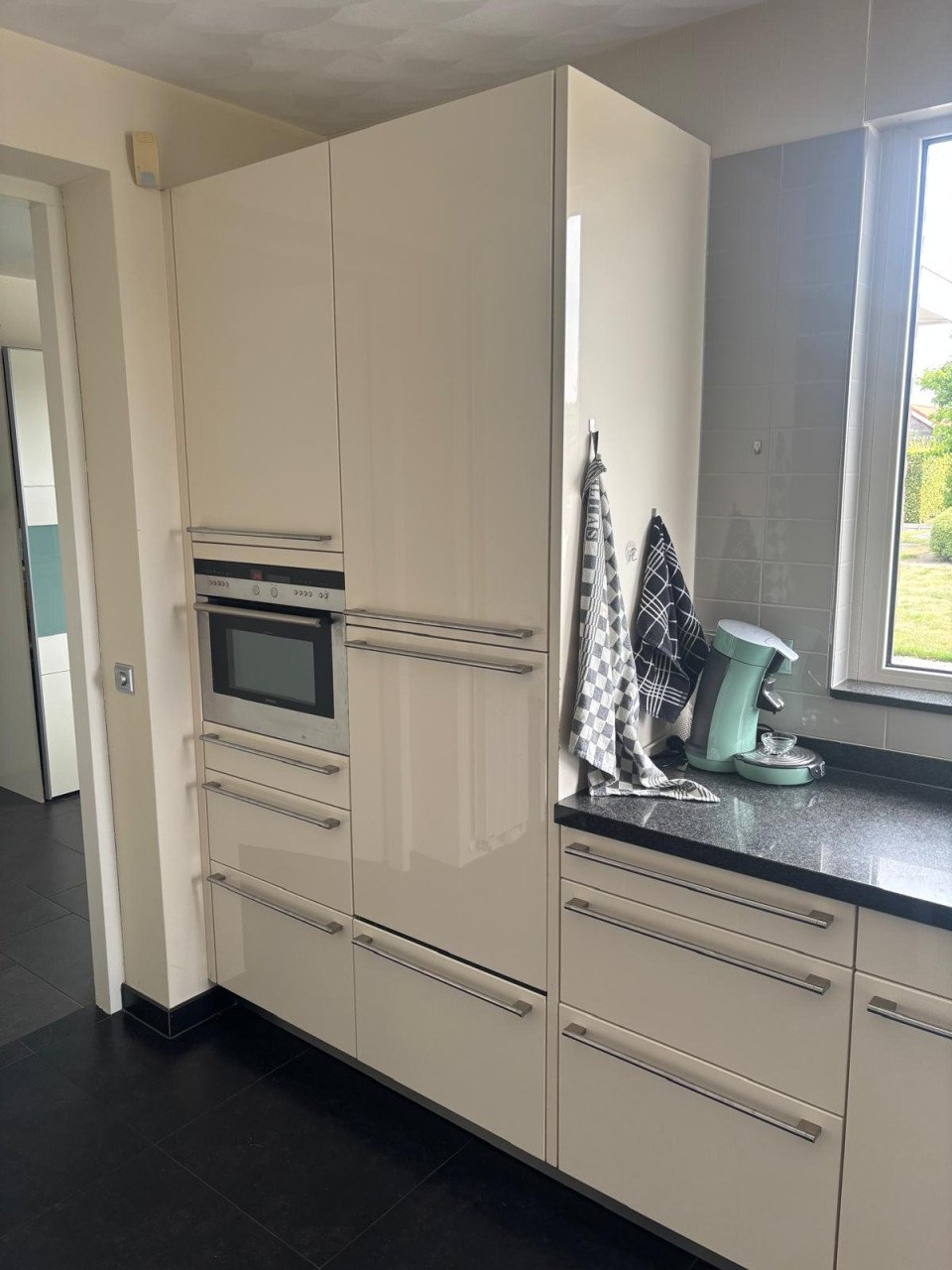 Keuken / hoekkeuken/ bieden