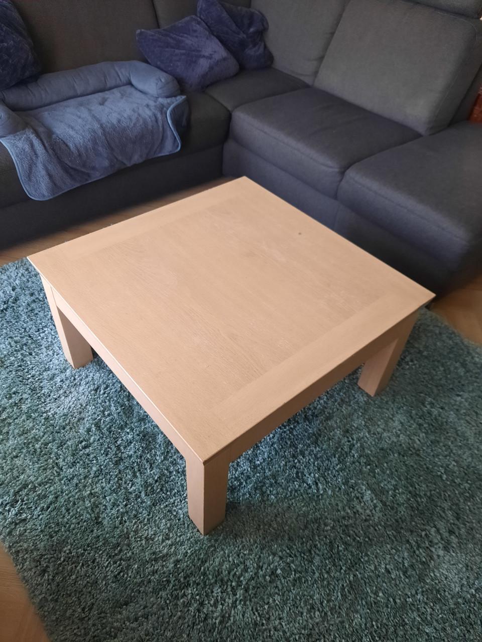 Te koop: Eiken salontafel